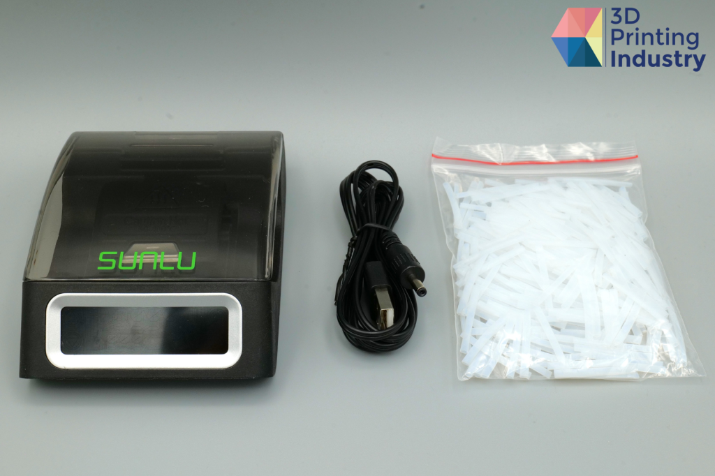 Sunlu filament connector packaging and box contents. Photos by 3D Printing Industry.